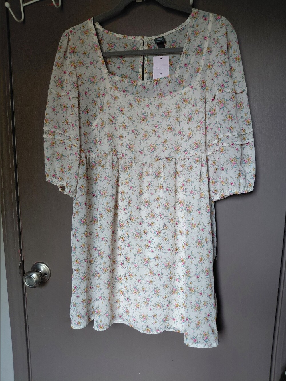 Wild Fable Floral Print Chiffon Dress in Ivory